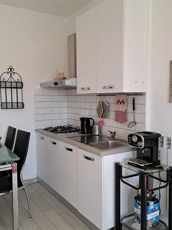 Caniparola di Fosdinovo Il Casale Rosso Monolocale Cinque Terre-Toscana דירה